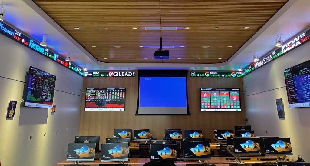 CUNY College takes bold step at financial education